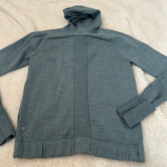 Lululemon Women's Wool Blend Hoodie Zip Light Blue Sweater Size 10 - Picture 3 of 7